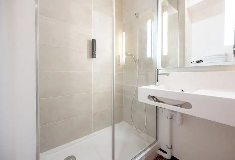اتاق استاندارد سه نفره, B&B Hotel Toulon Centre Gare