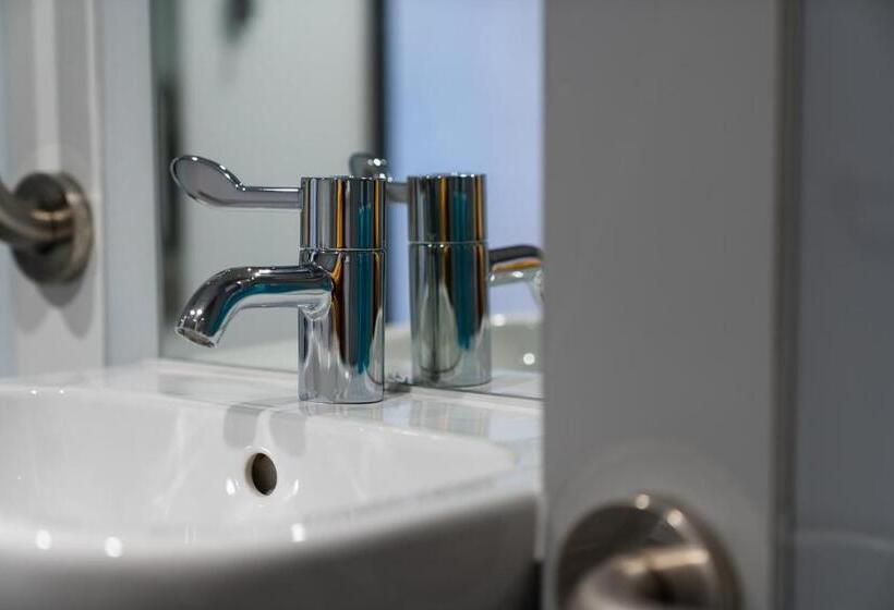 标准间, Easyhotel Dublin