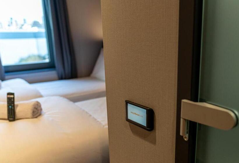 标准间, Easyhotel Dublin