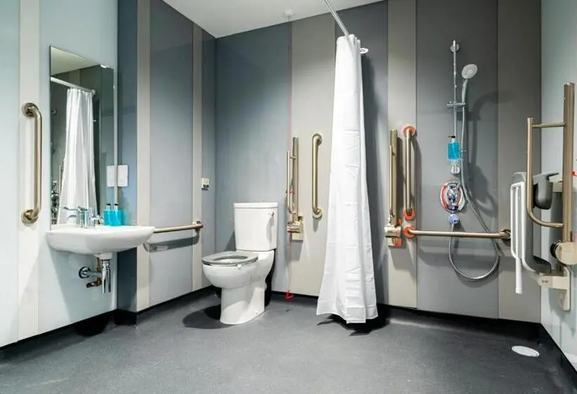اتاق استاندارد برای معلولان, Easyhotel Dublin