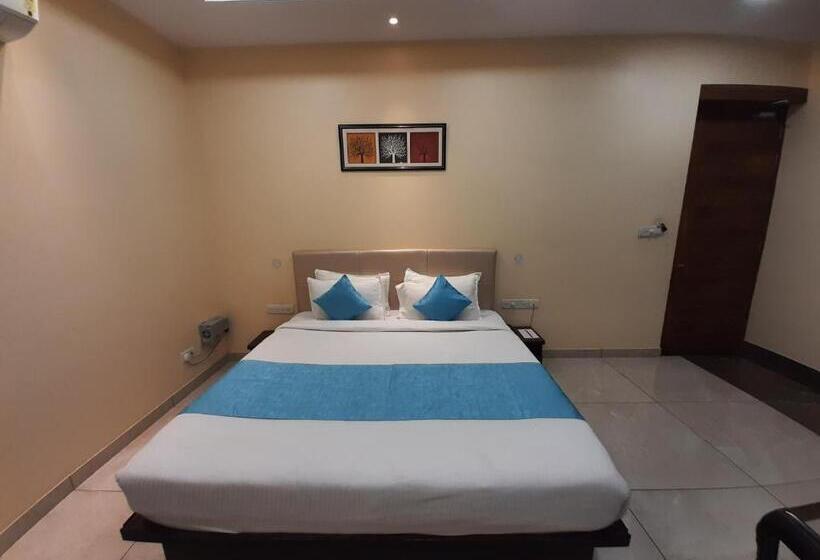 غرفة ديلوكس, Clarks Inn Dudhwa