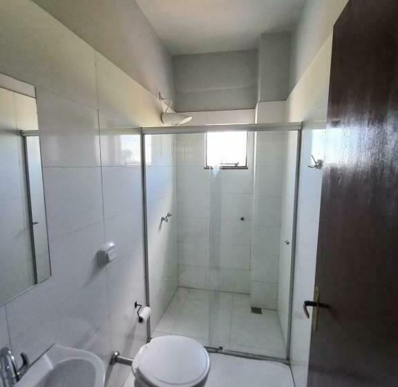 غرفة قياسية فردية, Home