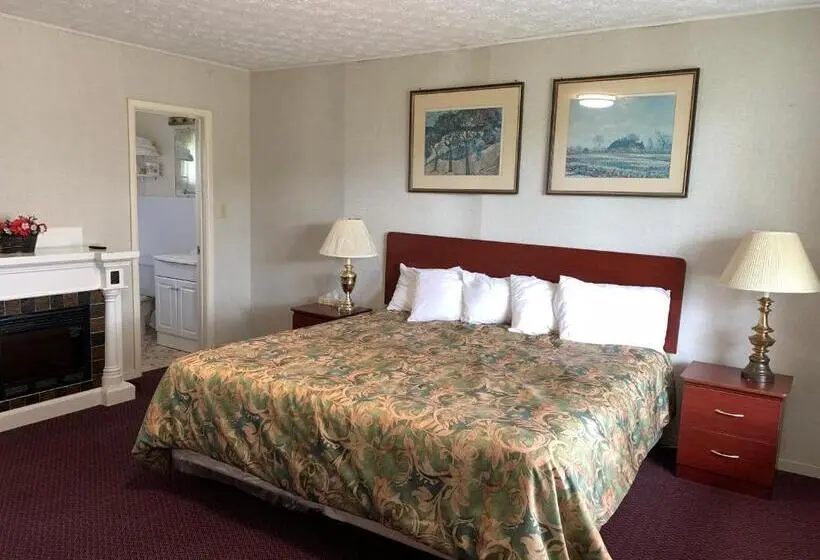 キングサイズベッドのスタンダードルーム, Old Mill Motel