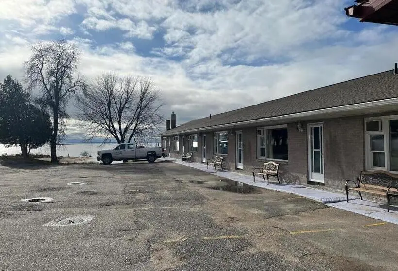 スタンダードルーム, Old Mill Motel