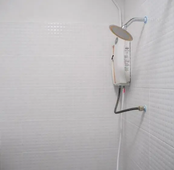 Cameră Standard cu Balcon, At Home Hostel