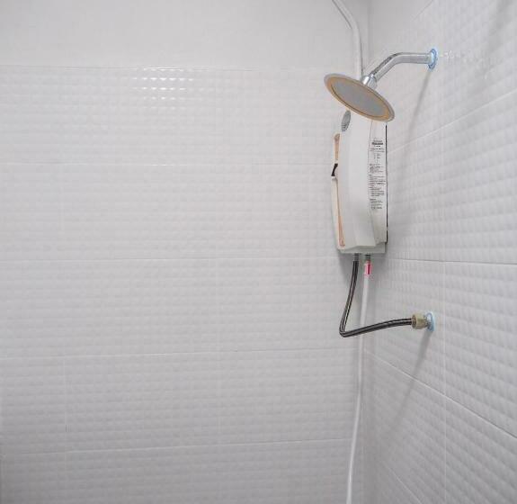 带大床的标准间, At Home Hostel