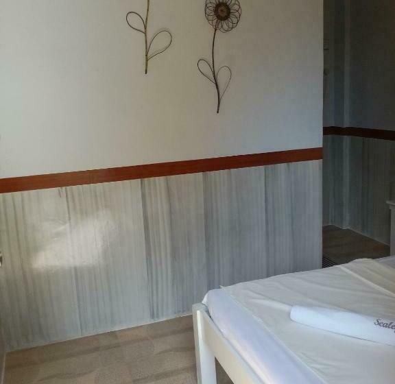 اتاق استاندارد, Sealey S Inn