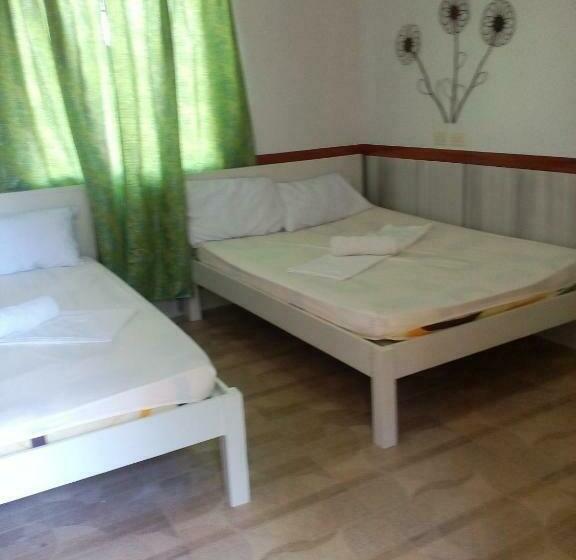 اتاق خانوادگی, Sealey S Inn