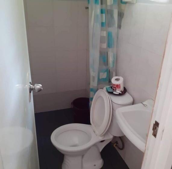 اتاق استاندارد, Sealey S Inn