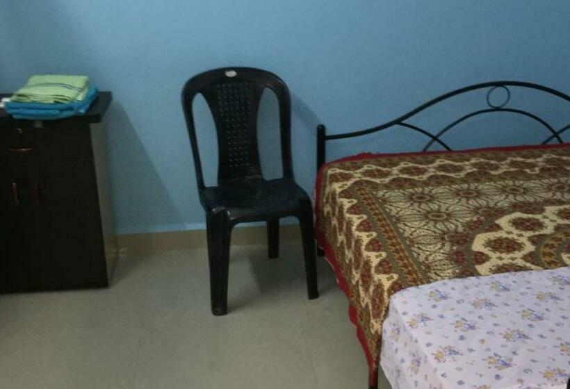 Huoneisto 1 Makuuhuone Puutarhanäkymä, Seashell