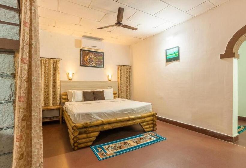 חדר סטנדרט עם מיטת קינג, Jungle King Resort