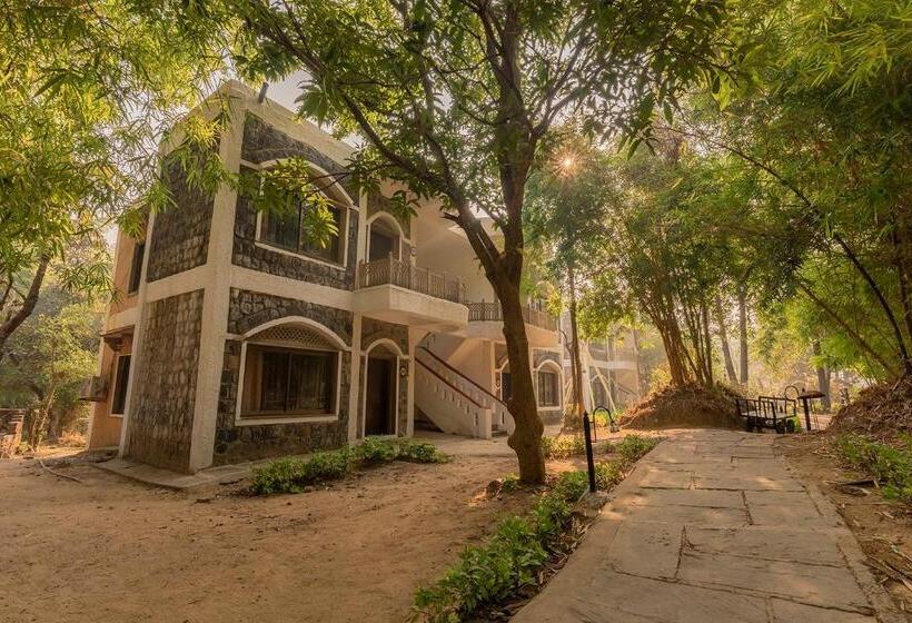 חדר דלוקס עם מיטת קינג, Jungle King Resort