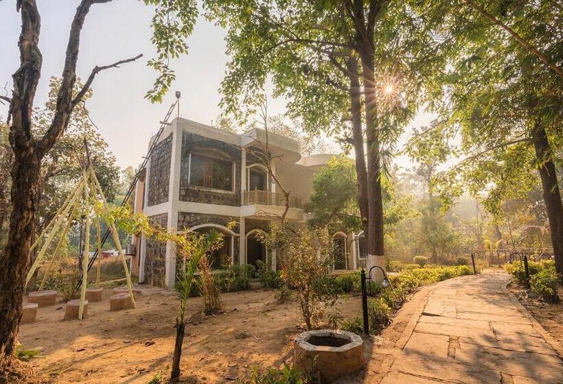 חדר דלוקס עם מיטת קינג, Jungle King Resort