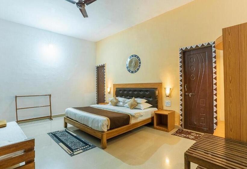 חדר דלוקס עם מיטת קינג, Jungle King Resort