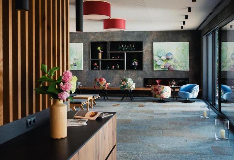 غرفة ديلوكس مزودة بشرفة, Landgasthof Hotel Linde