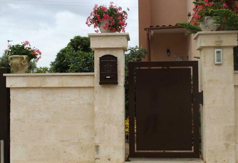 1ベッドルームハウス, B&b Flower House