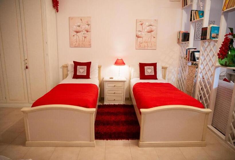 1ベッドルームハウス, B&b Flower House