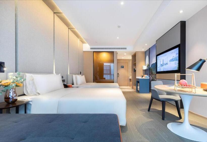 Номер Deluxe, Atour Hotel Meishan Government Affairs Center