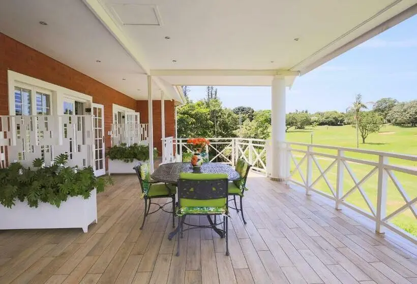 スタンダードルーム, Mount Edgecombe Estate Lodge