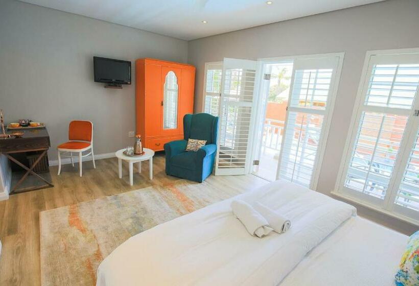 스탠다드 룸 풀장 전망, Mount Edgecombe Estate Lodge