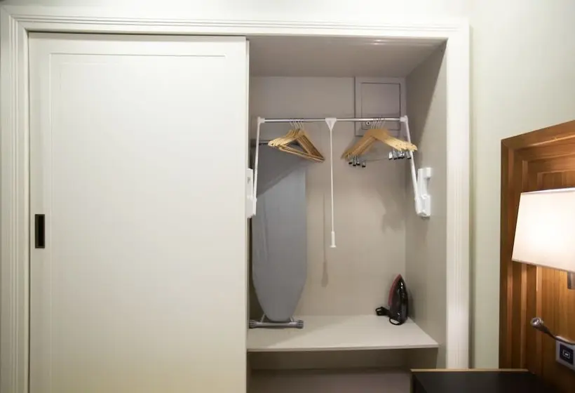 اتاق استاندارد برای معلولان, Ramada Plaza By Wyndham Sultanahmet