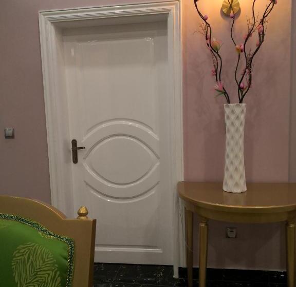 سوییت اجرایی, Residence Palais Du Stade