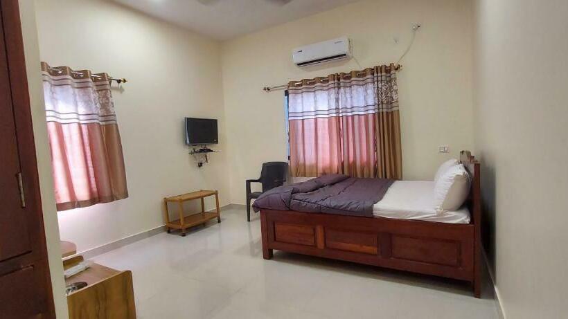 غرفة إقتصادية, Sneha Farm House