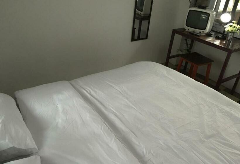 חדר סטנדרט, Hora Home