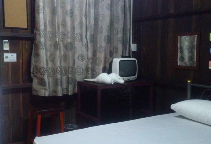 בית, 3 חדרי שינה, Hora Home