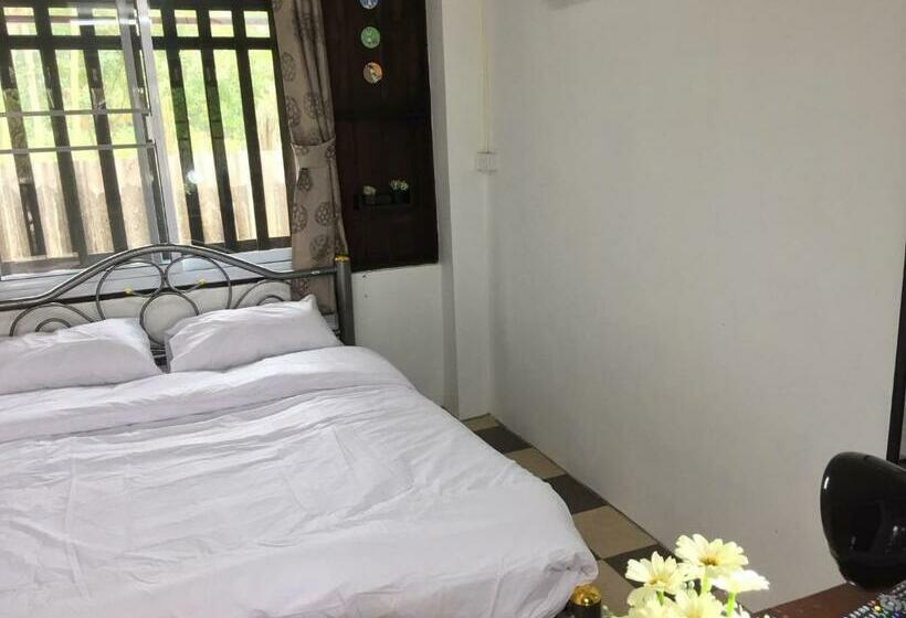 בית, 3 חדרי שינה, Hora Home