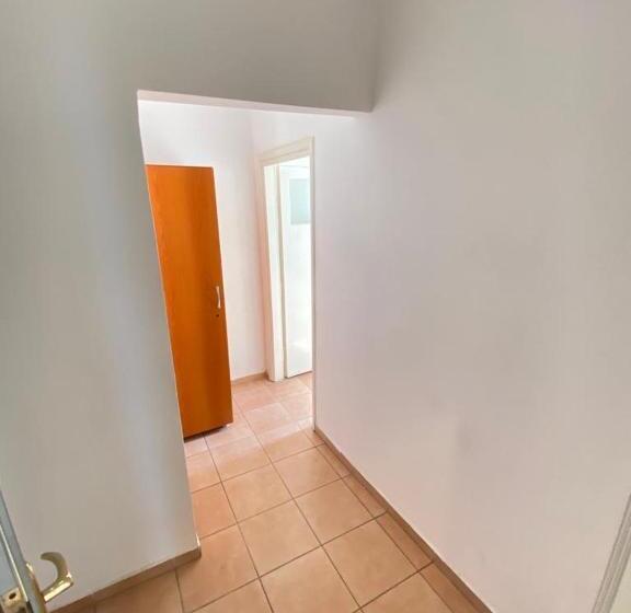 آپارتمان 1 خوابه با بالکن, Respect Apart