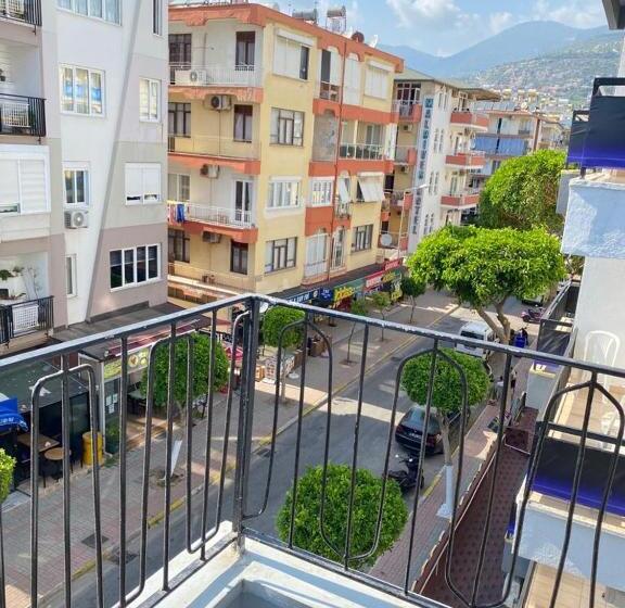 آپارتمان 1 خوابه با بالکن, Respect Apart