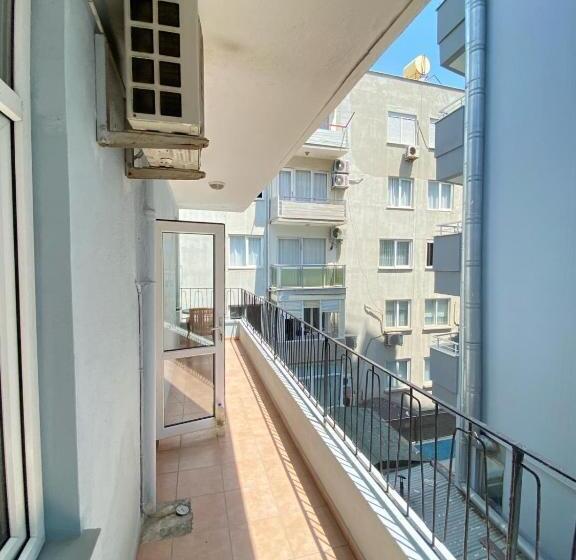 آپارتمان 1 خوابه با چشمانداز دریا, Respect Apart