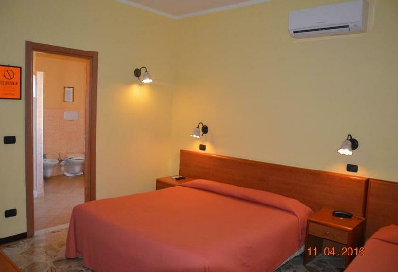 اتاق استاندارد چهار تخته, Mare E Sole Villa Urso