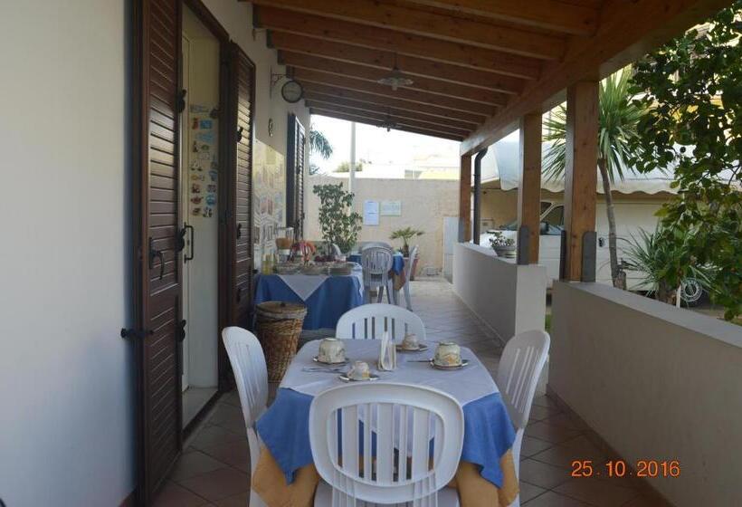 Номер Стандарт Вид на Море, Mare E Sole Villa Urso