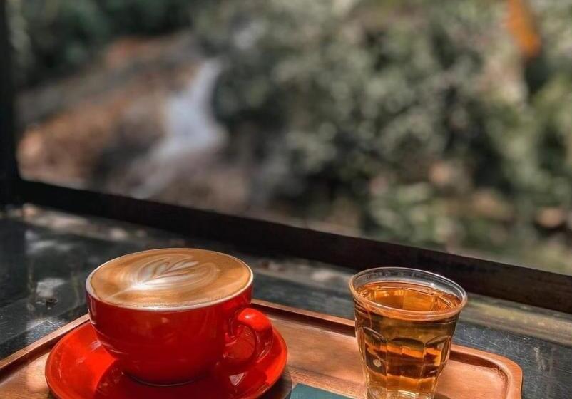 マウンテンビュースタンダードルーム, Nua Tone Resort Bang Tao & Cafe