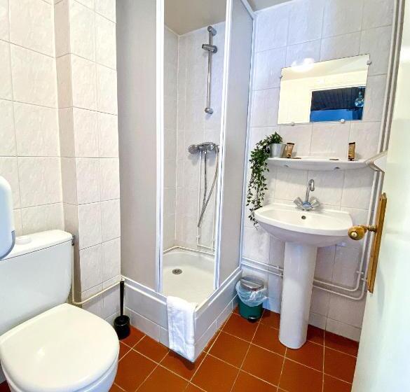 スタンダードトリプルルーム, Doume S Lodge