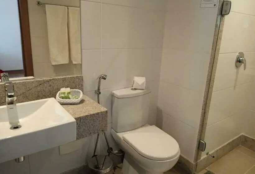 デラックスルーム, Flat Em Pedra Azul