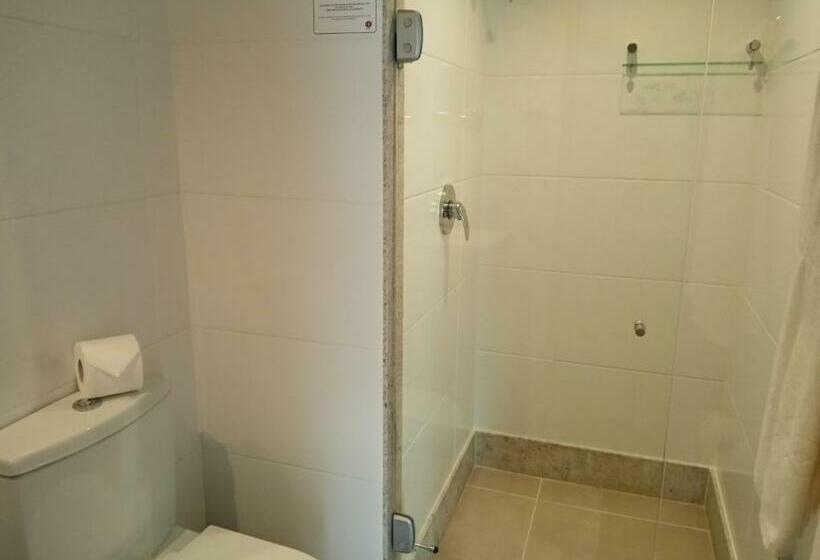 디럭스 룸, Flat Em Pedra Azul