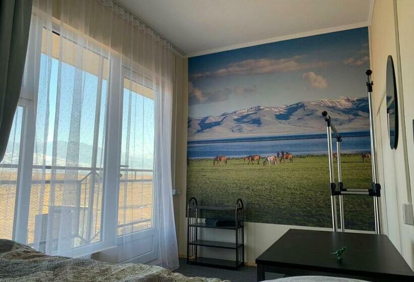 اتاق استاندارد با چشم‌انداز دریاچه, Guest House And Yurt Camp Aktan