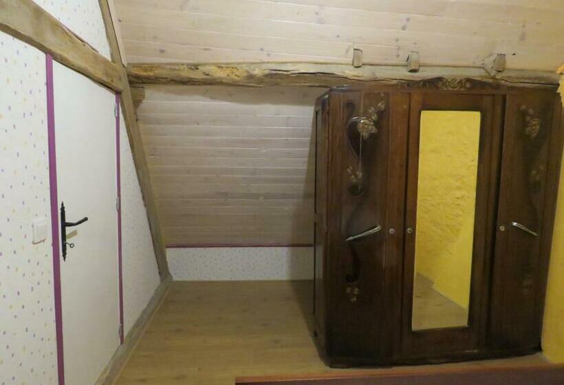 스탠다드 룸, Lalot