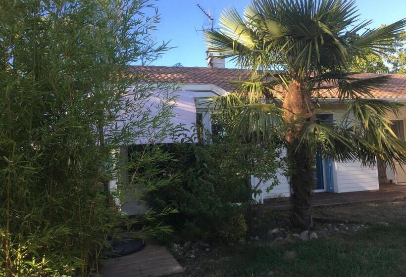 חדר משפחתי נוף לגינה, Les Taouleres