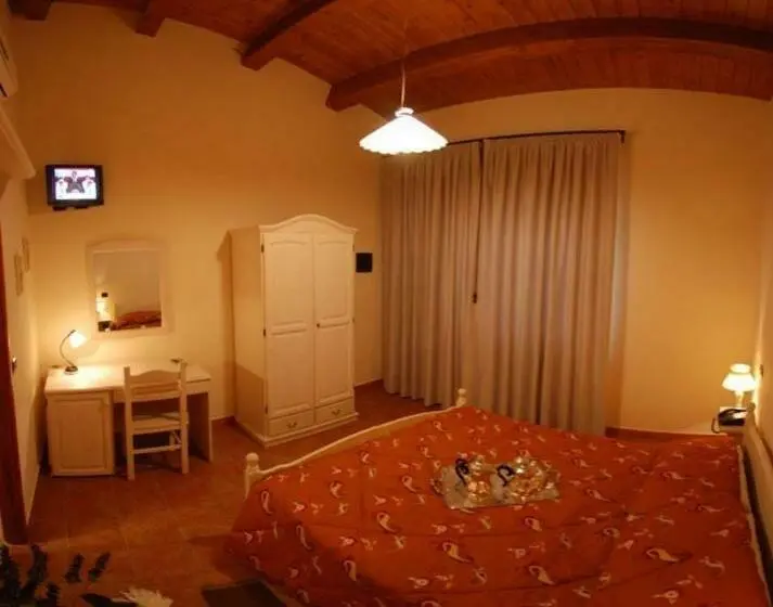 コンフォートトリプルルーム, Turismo Rurale Al Benefizio