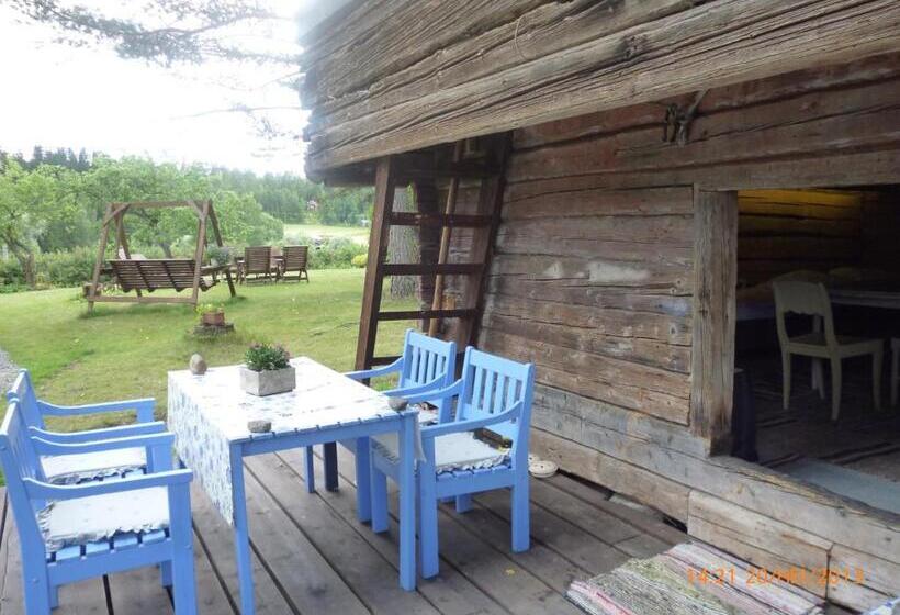 חדר משפחתי, Willa Mustijoki