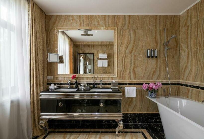 이그제큐티브 스위트, Edem Resort Medical & Spa