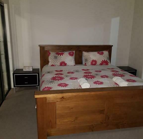 בית, 3 חדרי שינה, Adwaga Lodge