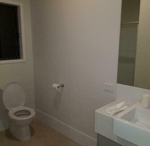 בית, 3 חדרי שינה, Adwaga Lodge