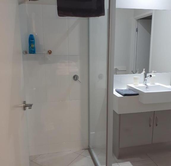 בית, 3 חדרי שינה, Adwaga Lodge