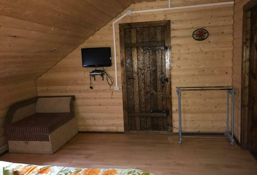 基本三人间, Guest House Zator