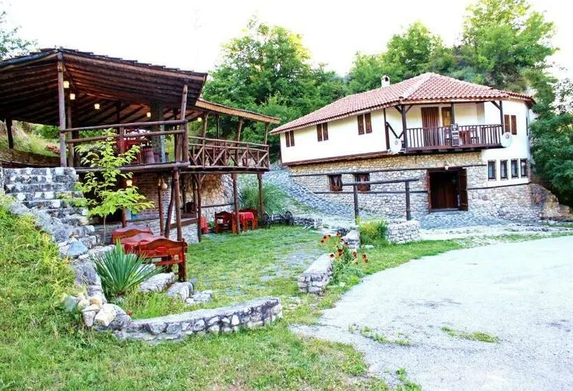 バス共有のスタンダードルーム, Melnik Pyramids Guesthouse